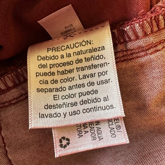 Universal Thread Womens High Rise Midi Shorts Size 12/31 Wine Red Cotton Blend - Picture 7 of 8